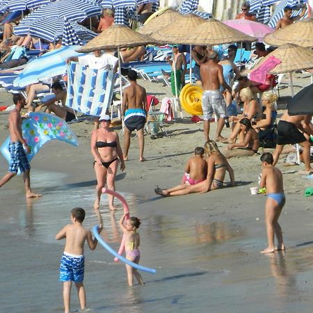 Kibar Apart Pansiyon Kusadasi Luaran gambar